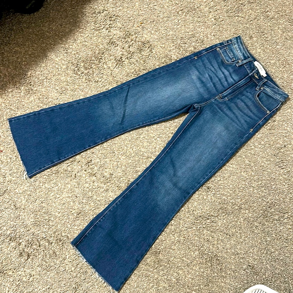 HIDDEN DENIM.